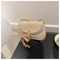 Bolso bandolera beige minimalista con hebilla metálica dorada y correa con nudo - Caqui