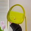 Sac à main en PVC transparent vert néon avec fermoir doré et poignée en cuir - Vert Fruit