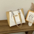 Sac fourre-tout bicolore minimaliste blanc et kaki avec bandoulière et détail chaîne - Kaki