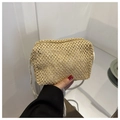 Beige handgewebte Stroh-Umhängetasche mit weißem Seilriemen und Metallreißverschluss - Khaki