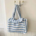 Sac fourre-tout froncé à rayures bleues et blanches avec texture nuageuse - Bleu Sans Pendentif