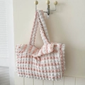 Sac fourre-tout nuage à rayures roses et blanches avec texture bulle gaufrée - Rose Sans Pendentif