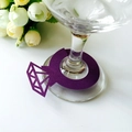 Tarjeta de papel violeta oscuro en forma de anillo de diamante para copa de boda - Púrpura oscuro