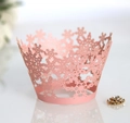 Detail of pink snowflake laser-cut cupcake wrappers with elegant pearlescent finish - 5cm / Pink