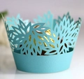 Détail du contour de cupcake bleu clair découpé au laser avec motif de feuilles - Bleu Turquoise