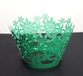 Detail of laser-cut green snowflake hollow cupcake wrappers for Christmas parties - 5cm / Dark Green