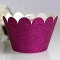 Lila Glitzer-Backförmchen mit Wellenrand für Backwaren und Schokoladenverpackungen - 5cm / Glitzer Fuchsia