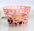 Pirottini per cupcake rosa tagliati al laser con motivi a vite per decorazioni festive - Rosa