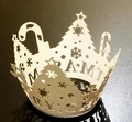 Detailed laser-cut Christmas cupcake wrappers with Merry Christmas snowflake patterns - 5cm / Ivory