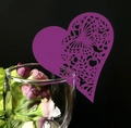 Biglietto per calice viola a forma di cuore con farfalla e fiori intagliati al laser - Viola scuro