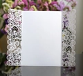 Elegante invito di nozze bianco intagliato al laser con motivi floreali su specchio - Bianco