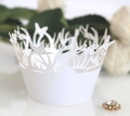 Lasergeschnittene Schmetterling Cupcake Förmchen Weiß für Hochzeit Dessertdekorationen - Weiß