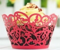 Filigrane lasergeschnittene rote Cupcake-Förmchen mit Blumenmuster für Hochzeiten - 5cm / Perlrot