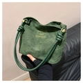 Sac fourre-tout en daim vert foncé avec broderie et bandoulière en cuir noué - Vert