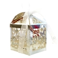 Caja de dulces de boda plateada cortada por láser con mariposas y cinta de organza - Plata Reflectante