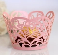 Caissettes à cupcakes roses découpées au laser avec cœurs pour décoration de mariage - Rose