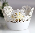 Eleganti pirottini per cupcake in pizzo bianco tagliati al laser con decoro floreale - Bianco