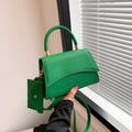 Green crocodile-textured handbag with woven handle and small triangular coin purse - Green