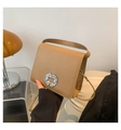 Piccola borsa a tracolla quadrata in pelle PU cammello con fibbia tonda con strass - Cachi