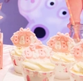Pirottini per cupcake in pizzo cavo con decorazioni rosa BABY per baby shower - Avorio