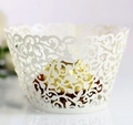 Caissette à cupcake élégante découpée au laser blanche avec motif floral pour décoration - 5cm / Ivoire