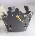 Dark grey laser-cut cupcake wrapper with bride and groom silhouette for wedding - Silver Charcoal
