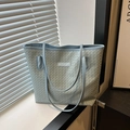 Sac fourre-tout tissé bleu clair avec double bandoulière et étiquette de mode classique - Sans Pendentif / Bleu