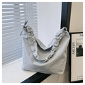 Sac nuage en nylon gris clair minimaliste avec cordon de serrage et large bandoulière - Bleu