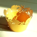 Goldfarbene Cupcake-Förmchen mit gelasertem Meeresmuschel- und Seestern-Hohlmuster - Gold