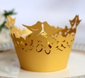 Detailed laser-cut wedding cupcake wrapper featuring romantic kissing birds and petal patterns - 5cm / Gold