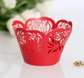 Elegante rode lasergesneden cupcake wrappers met bloemenpatronen voor bruiloften - Parelrood