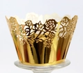 Detail of laser-cut gold cupcake wrapper with floral patterns for wedding decoration - 5cm / Reflective Gold