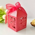Scatola porta confetti rossa laserata con testo MR & MRS e nastro in raso - Rosso Perlato