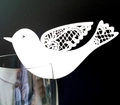 Marque-place oiseau blanc découpé au laser pour décoration de verre et table de mariage - Blanc