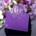 Segnaposti viola eleganti con cuore traforato e motivi floreali laser per matrimoni e feste - Viola scuro