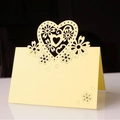 Segnaposto avorio intagliato al laser a cuore con motivi floreali per matrimoni - Carta Giallo Limone