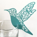 Marque-place oiseau bleu cyan découpé au laser avec motifs de cœur sur verre - Bleu Tiffany