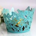 Tiffanyblaue Schmetterling-Cupcake-Hüllen mit filigranem lasergeschnittenem Papiermuster - Tiffanyblau