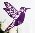 Élégante carte de verre colibri violette découpée au laser pour décoration de mariage - Violet foncé