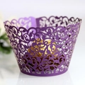 Pirottino per cupcake viola scuro con elegante intaglio laser a fiori - Viola