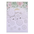 Edle lasergeschnittene Hochzeitskarte mit rosa Rosen und goldenem Kronendesign - Weiß
