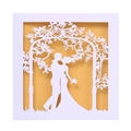 Europäische Laser-Hochzeitseinladung mit floraler Silhouette und gelbem Hintergrund - Weiß + Goldene Innenseite