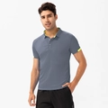 Polo sportiva da uomo grigio scuro con dettagli verde neon e tessuto mesh traspirante - S / Grigio