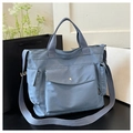 Sac fourre-tout en toile bleu clair à grande capacité avec bandoulière réglable et poches - Bleu