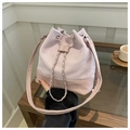 Detail of lavender pleated bucket bag with chain drawstring and leather shoulder strap - No Pendant / Purple