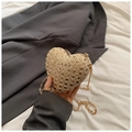 Dettaglio borsa da sera a forma di cuore con paillettes dorate e tracolla a catena - Oro
