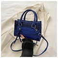 Sac à main bleu marine motif crocodile avec fermeture éclair vintage et poignées - Bleu