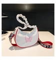 Borsa a tracolla a mezzaluna bianco sporco con ricamo farfalla e tracolla LOVE - Bianco