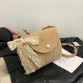 Light brown woven straw shoulder bag with a large lace bow and pearl clasp decoration - Style With Lace Bow / Khaki