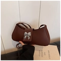 Dunkelbraune matte PU-Leder Unterachseltasche mit silberner Schmetterlingsschnalle - Kaffeebraun